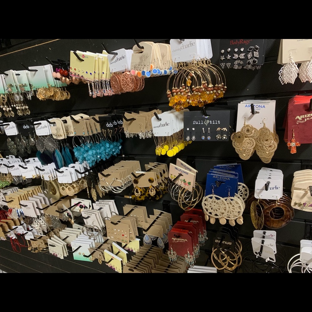 NWT lot of 45 Fashion Earrings Wholesale